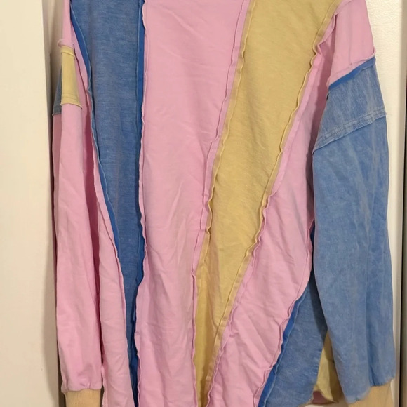 Blue Velvet MINERAL WASH FRENCH TERRY MULTI COLOR SWEATSHIRT with Pockets - Picture 5 of 5